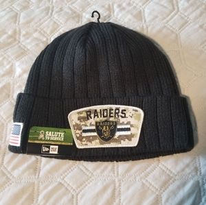 Las Vegas Raiders Salute To Service Beanie Hat NWT